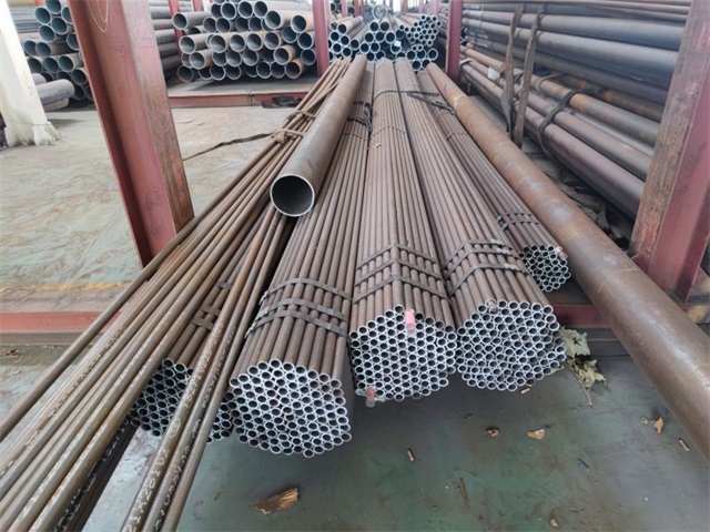 济南15crmog无缝钢管